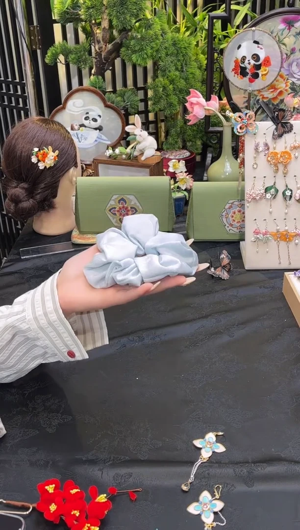 织绣非遗苏绣饰品