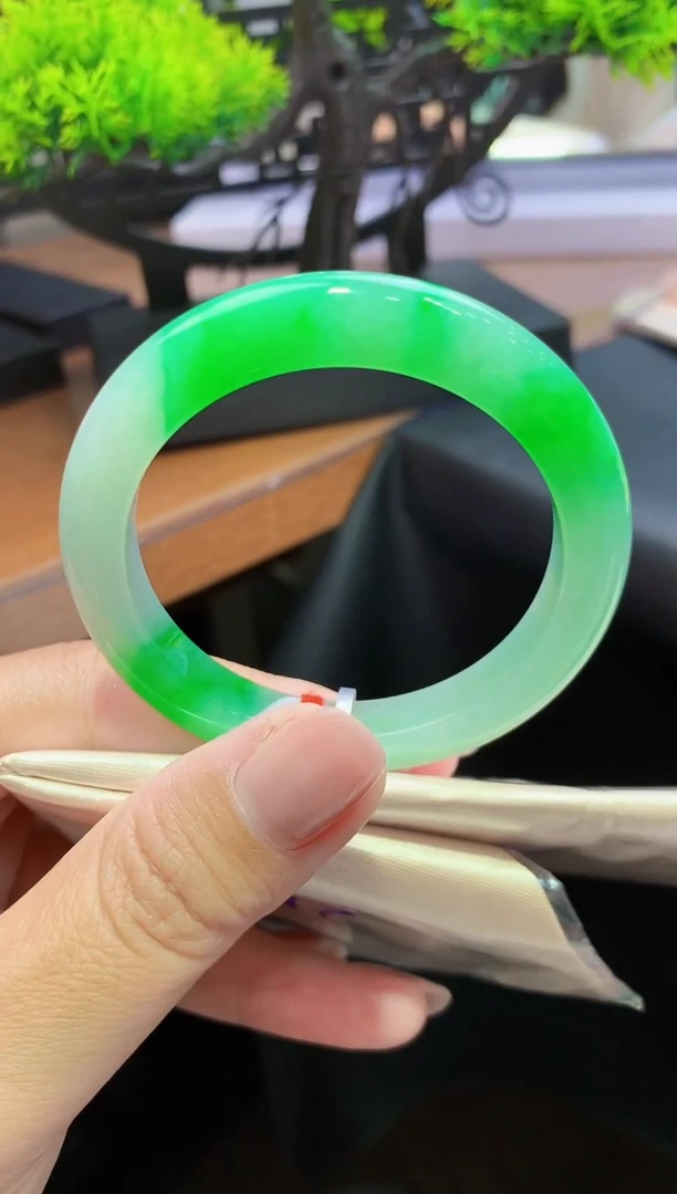 未镶嵌手镯翡翠k89天然A货缅甸翡翠50.6总价25万定金2万