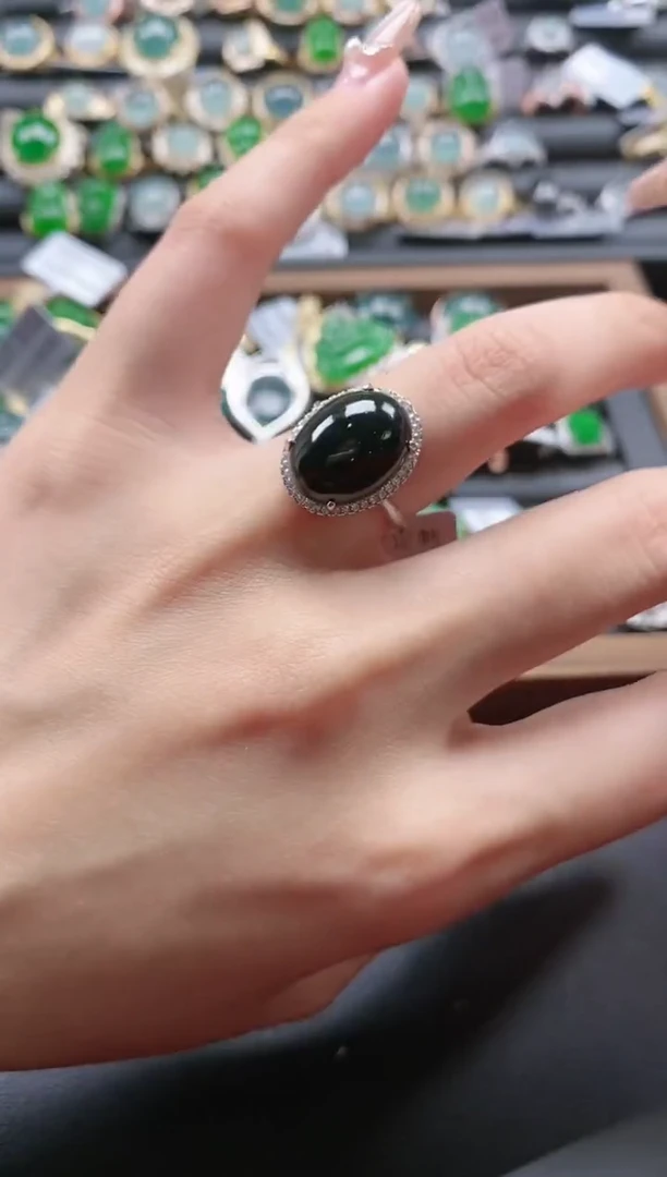 【闪购商品】翡翠戒指银S925镶嵌51511