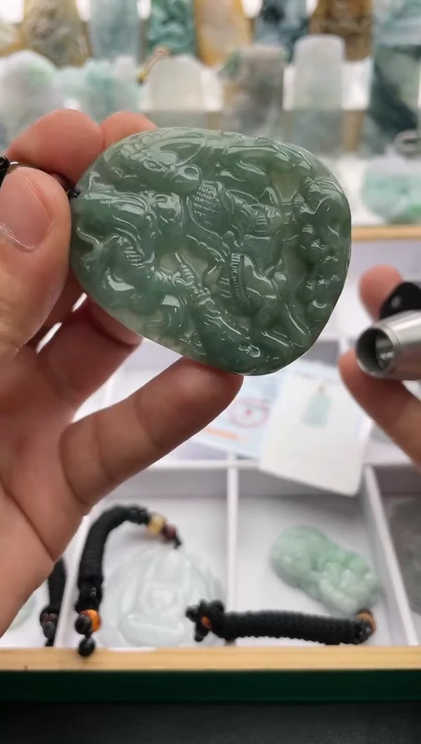 【闪购商品】翡翠颈饰未镶嵌..../1/16/09