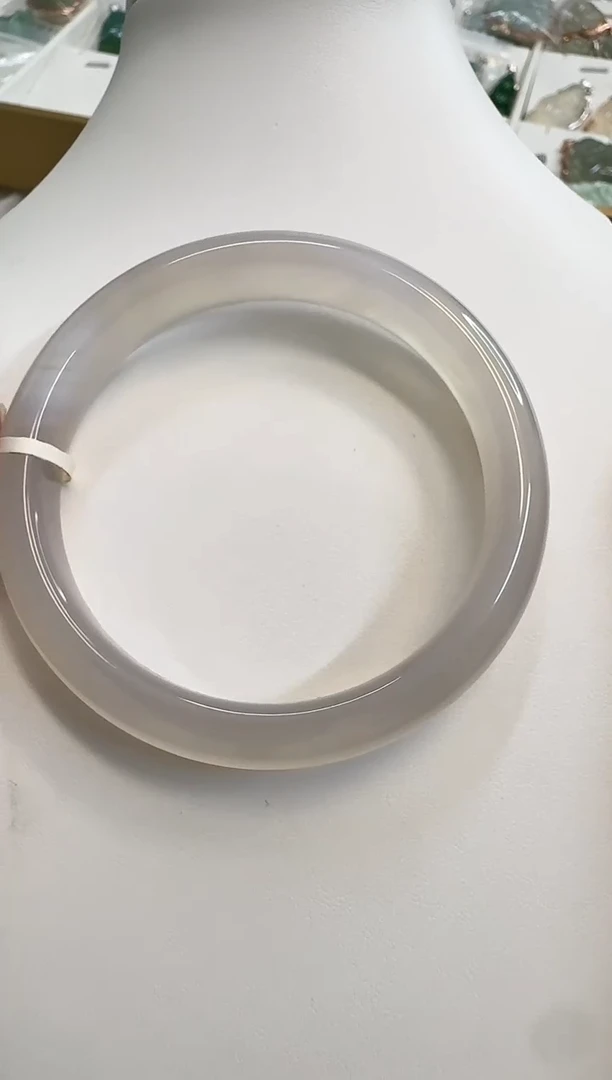 手镯玛瑙/玉髓未镶嵌白月光手镯