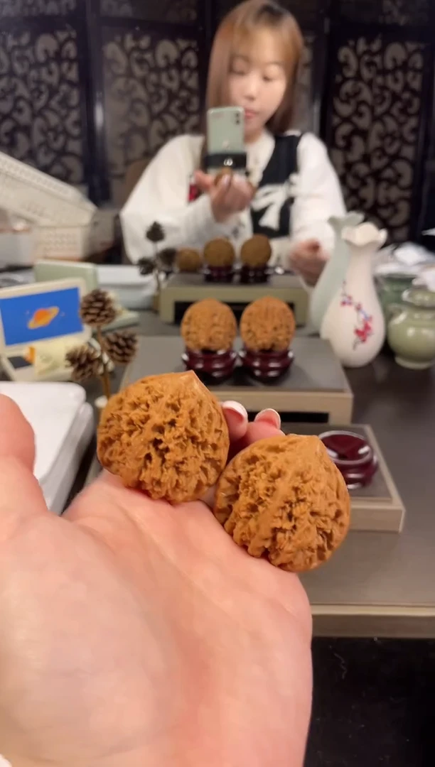 【闪购商品】文玩核桃把件满天星42尺-30