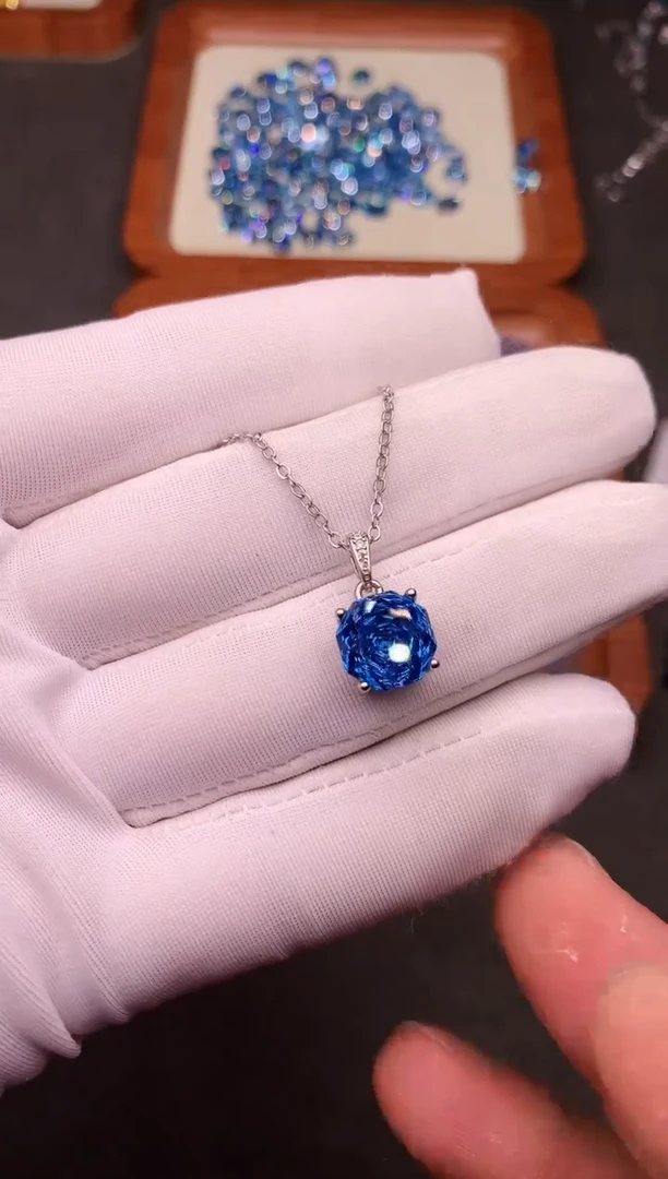 颈饰托帕石银S925镶嵌·······