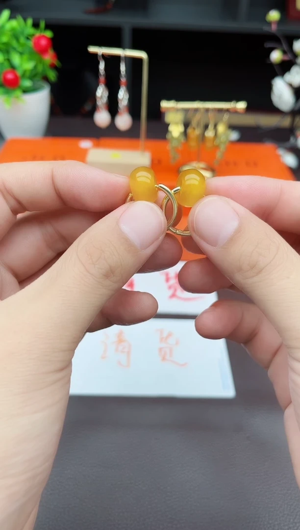 玛瑙/玉髓耳饰未镶嵌536000