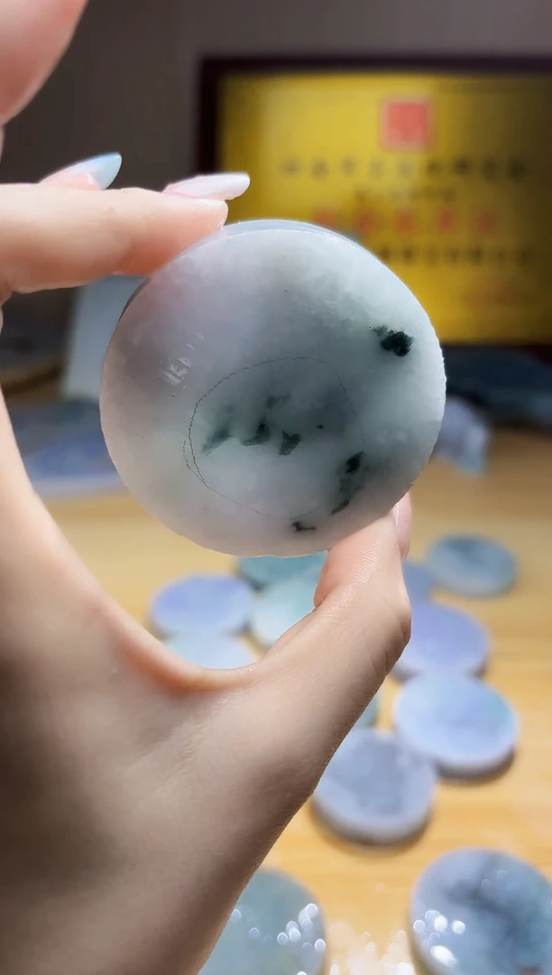 翡翠未镶嵌颈饰翡翠A货 温谭226