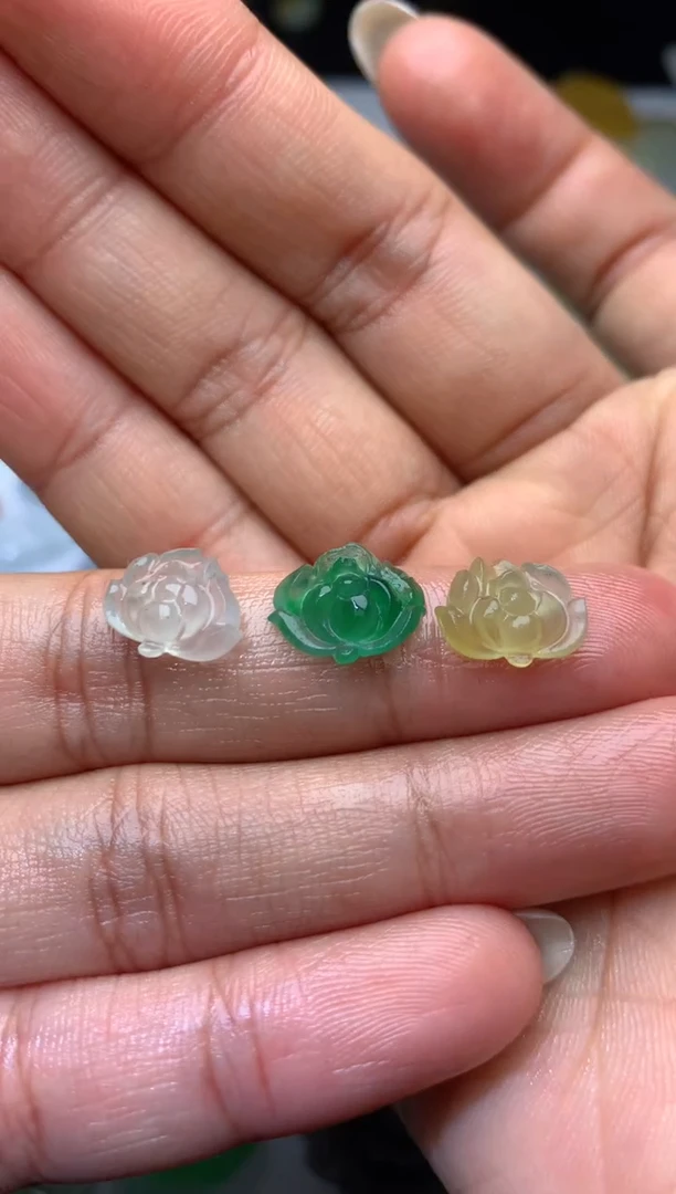 未镶嵌定制翡翠毛货