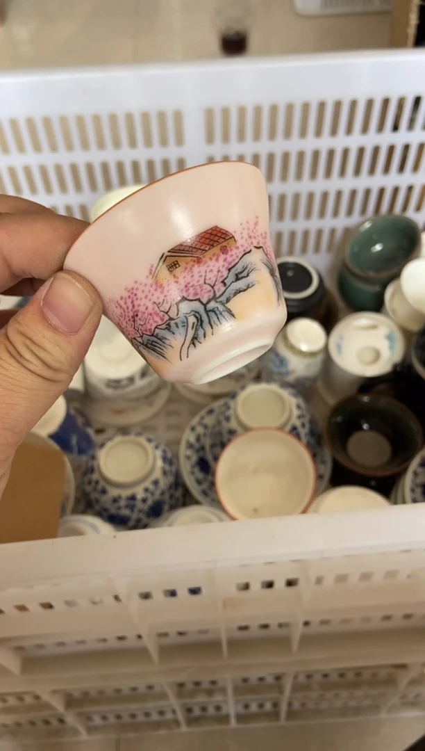 摆件摄影的产品有使用过的痕迹有点脏介意勿拍