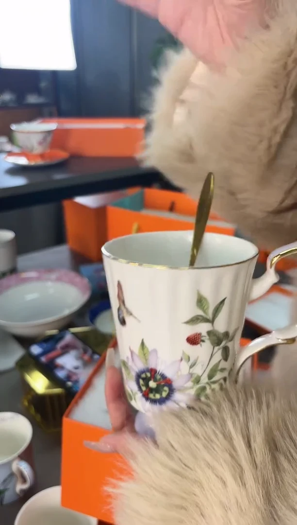 【闪购商品】瓷片 SKUSKUSKUSKU1006