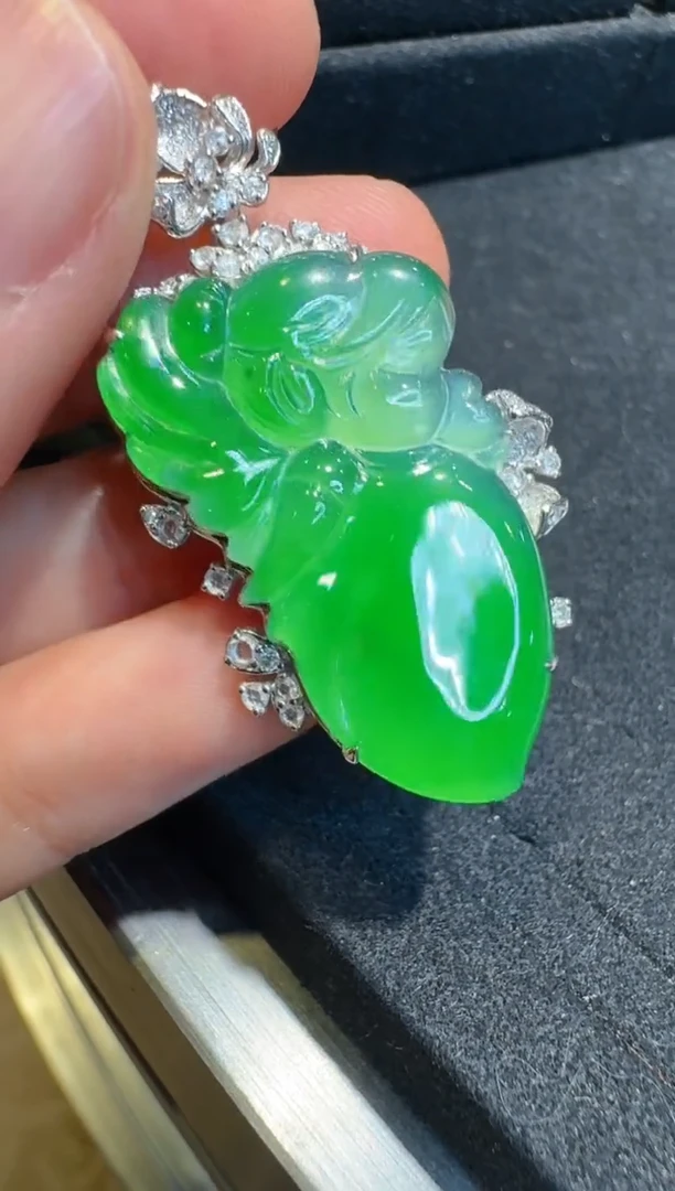 翡翠18K金镶嵌吊坠(不含链)多样性团购发一件