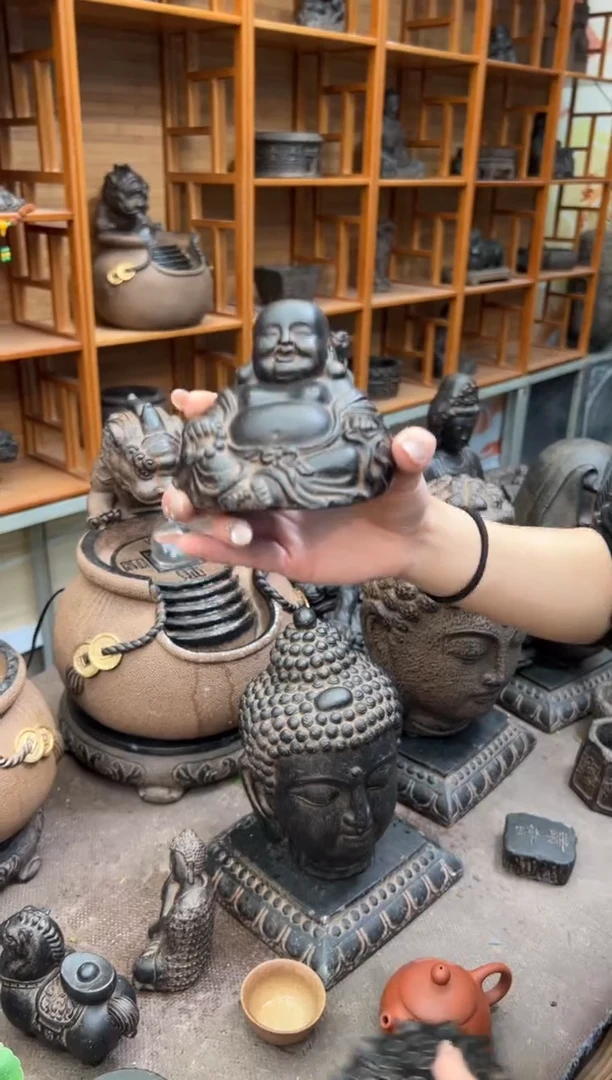 陶土【火山泥】未来佛