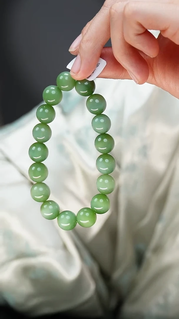 未镶嵌手链和田玉1