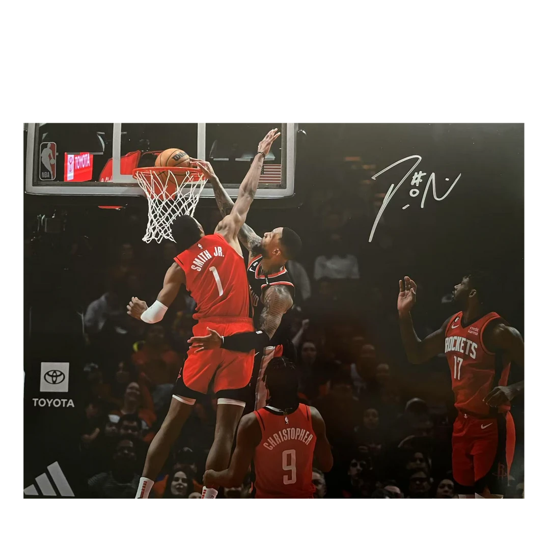 【臻签体育】利拉德亲签开拓者时期隔扣海报收藏（USA+BK双认证）