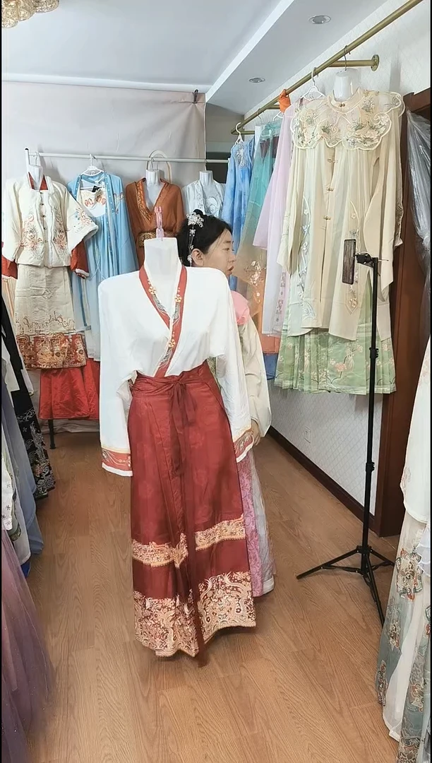 孤品汉服 高品质特价 偶有微瑕 NO退NO换 介意勿拍