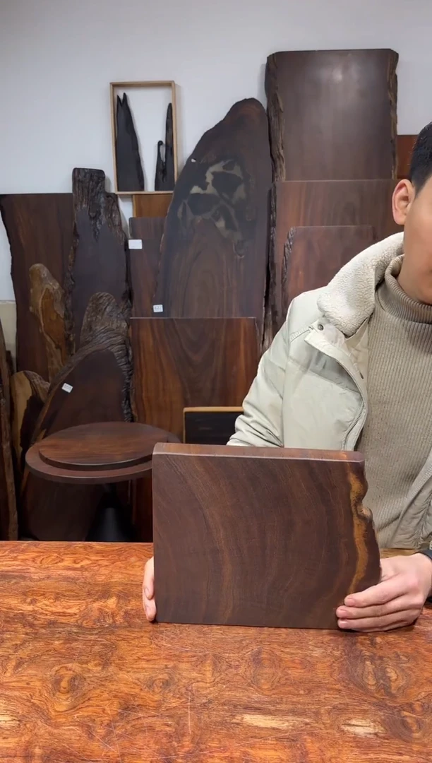 风车木（黑檀木）尺寸30*24*3.5编号163