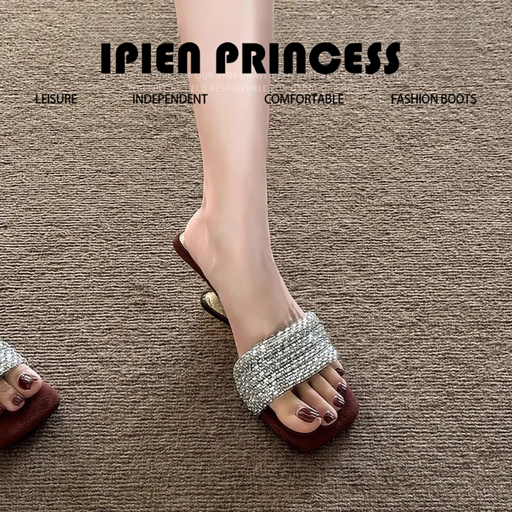 粗跟坡跟轻奢外穿高跟一字拖女2025夏季新款设计感水钻细带凉拖鞋