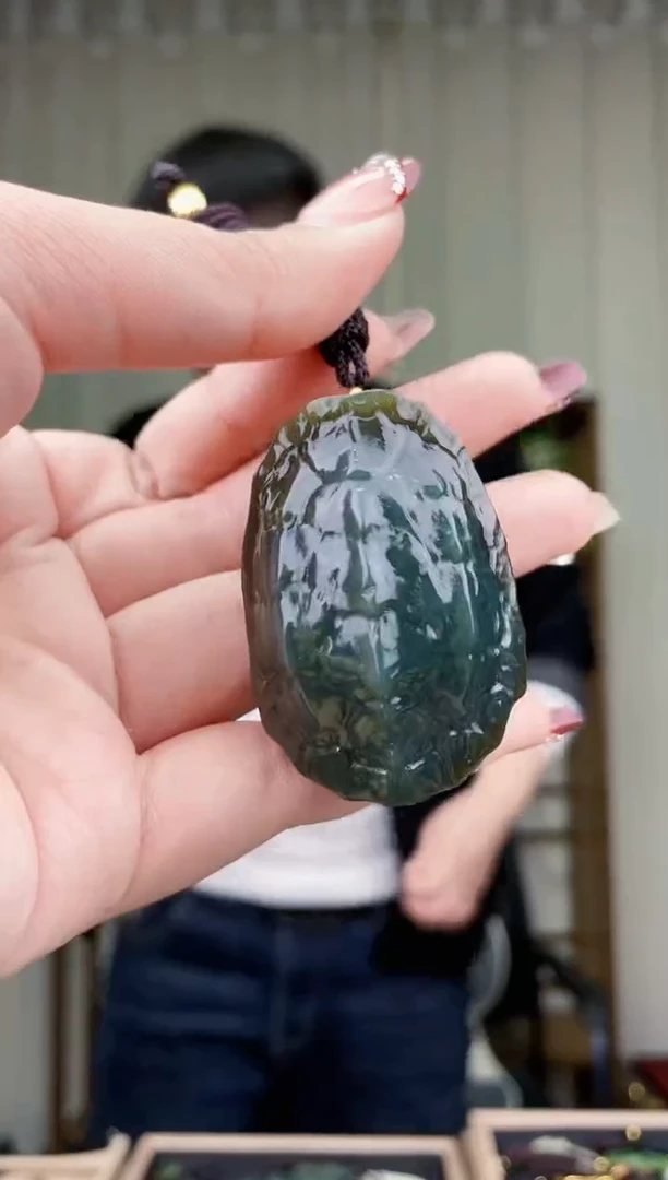 【闪购商品】和田玉挂件未镶嵌拍一发一，多样性发货！