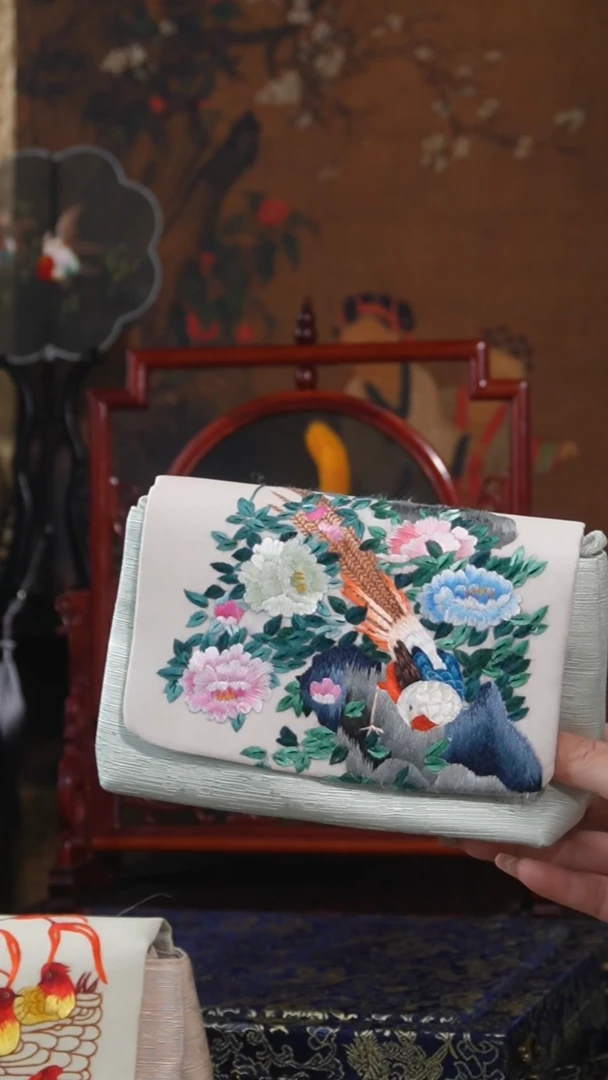 刺绣包包绣花非遗