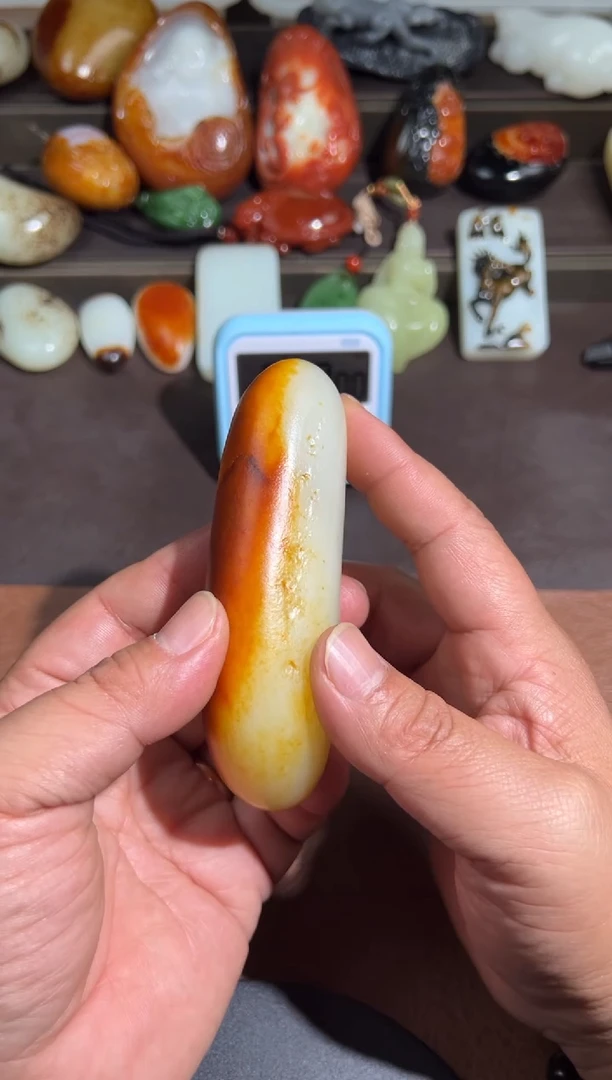 未镶嵌和田玉摆件红***…和田玉