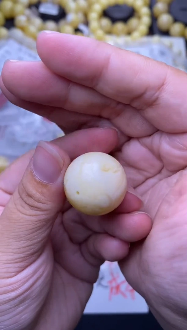 裸石琥珀未镶嵌大小姐珠宝严选80