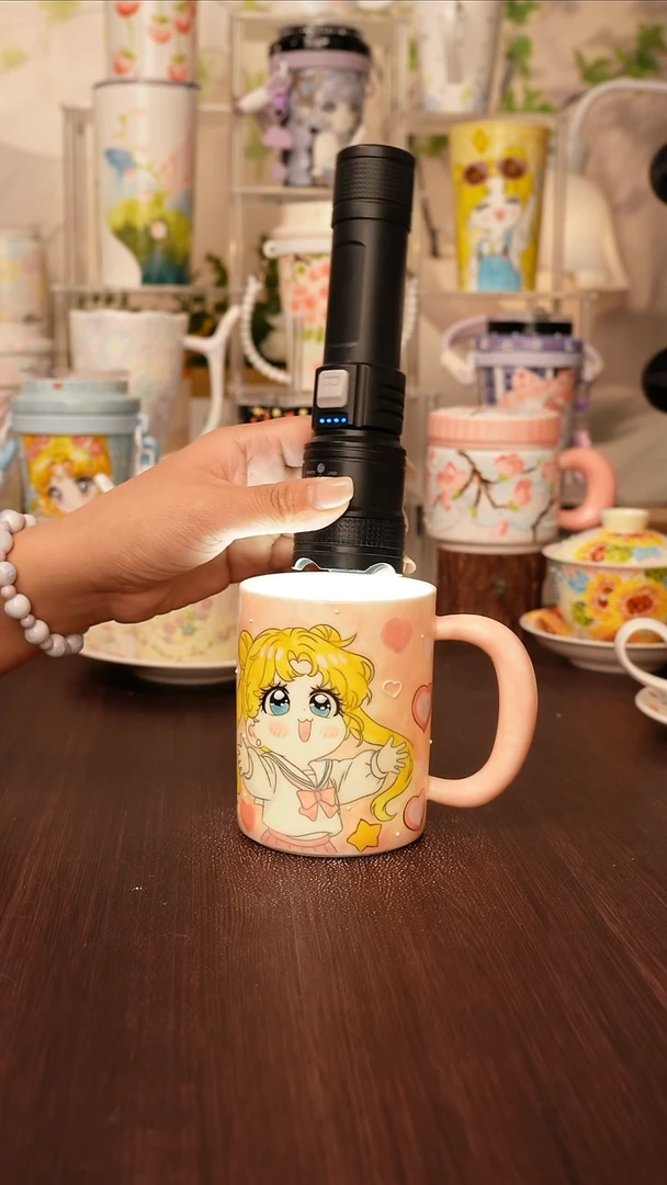 陶景德镇手绘的杯子