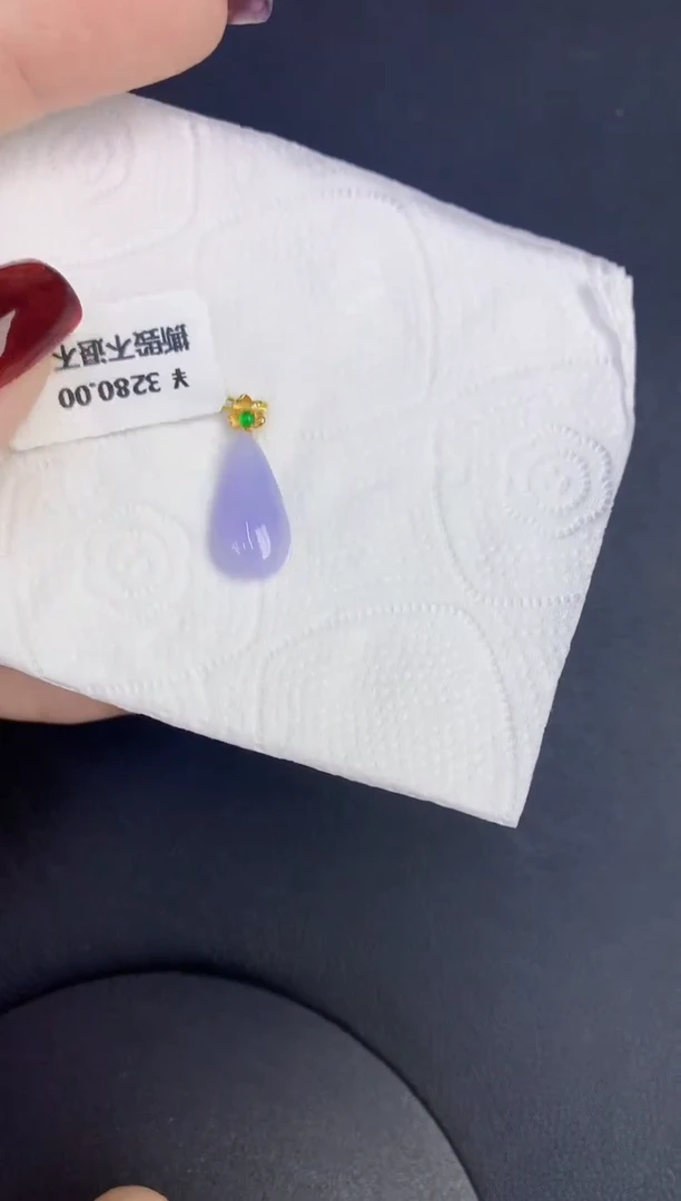 颈饰18K金镶嵌翡翠缅甸天然翡翠A货