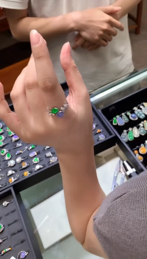 翡翠戒指18K金镶嵌Z557|29800