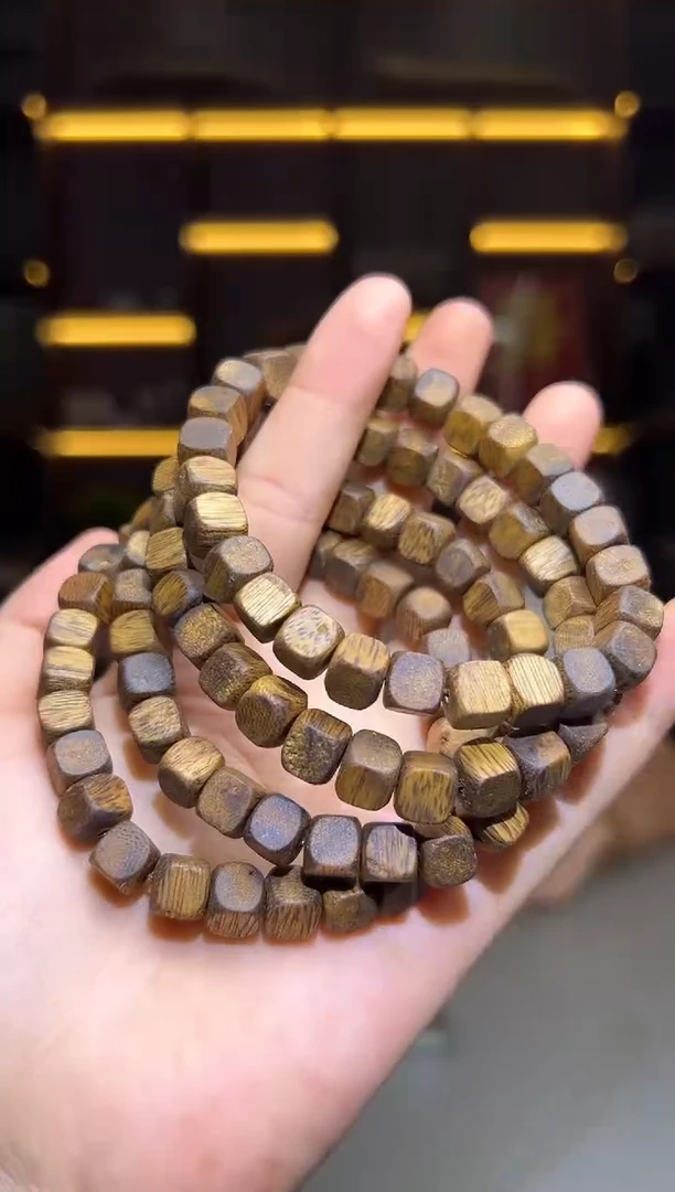 沉香碎屑沉香802号乌身方糖07单圈配碎屑香粉多样性发一5