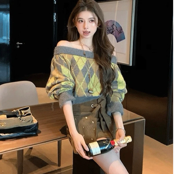 气质显瘦性感一字肩辣妹外穿长袖针织上衣洋气休闲百搭半身裙套装