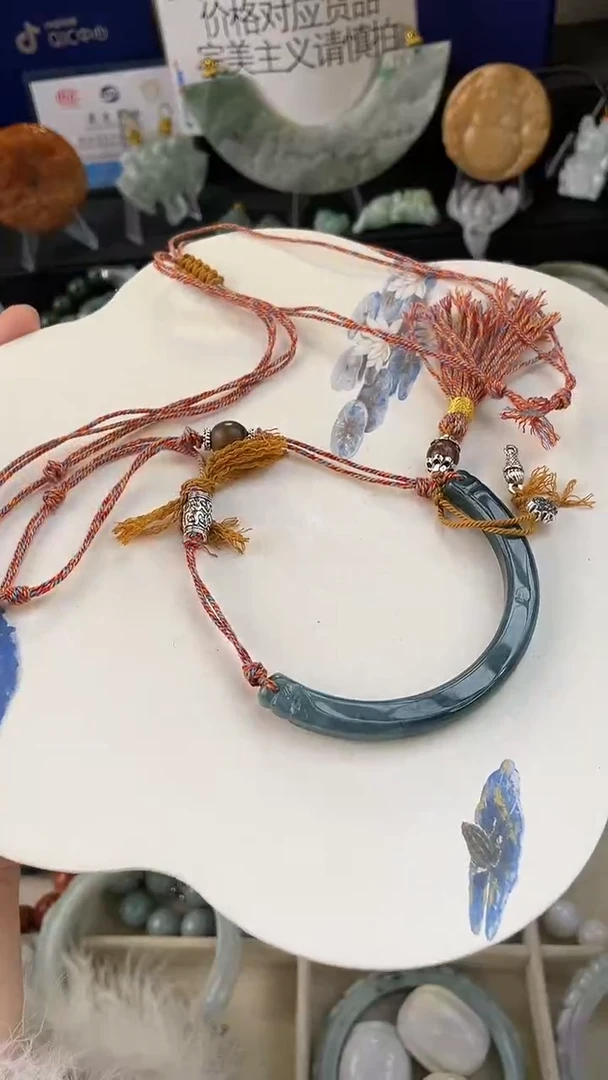 未镶嵌手链翡翠手工定制默认微瑕播介绍为准