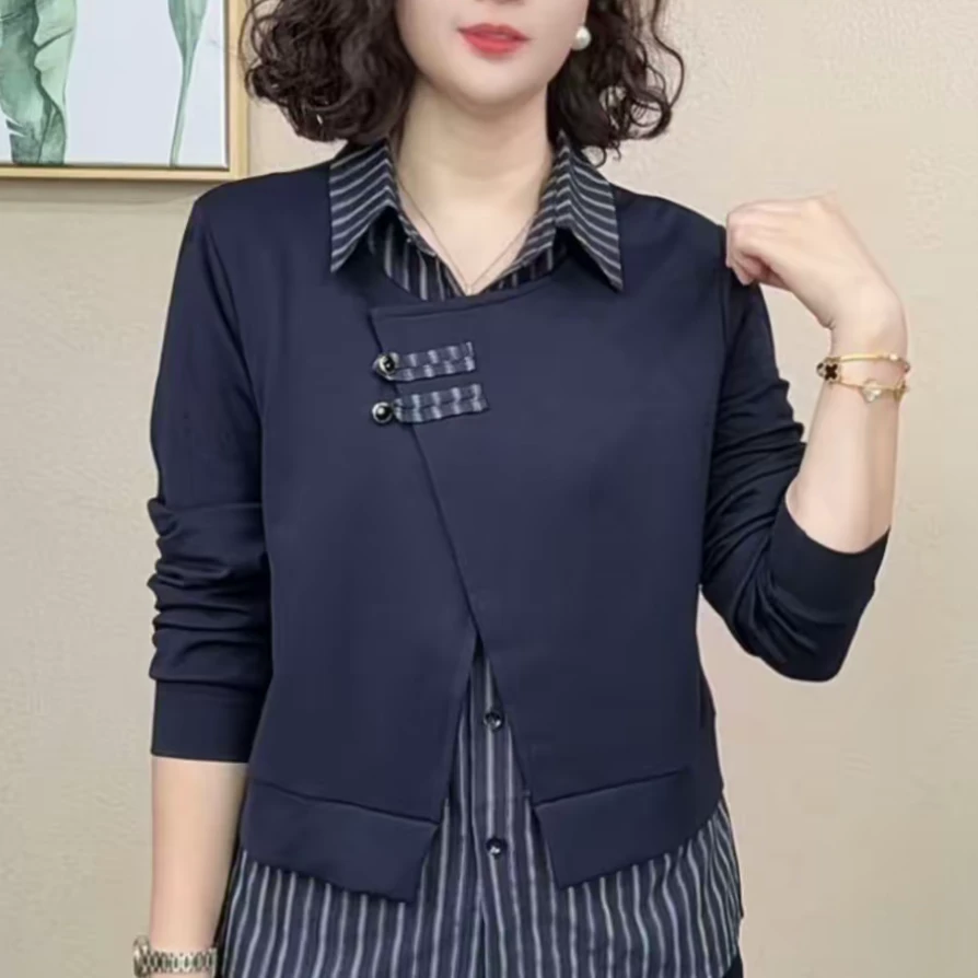 秋季新款时尚长袖卫衣显瘦减龄休闲拼接格子盘扣假两件衬衫领上衣