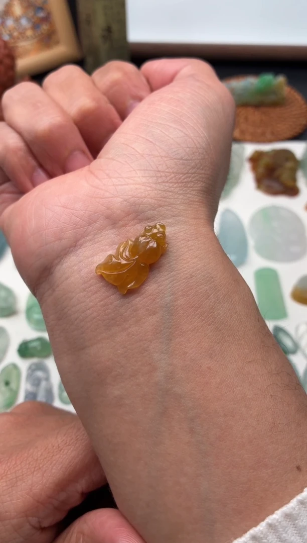 未镶嵌定制翡翠翡翠