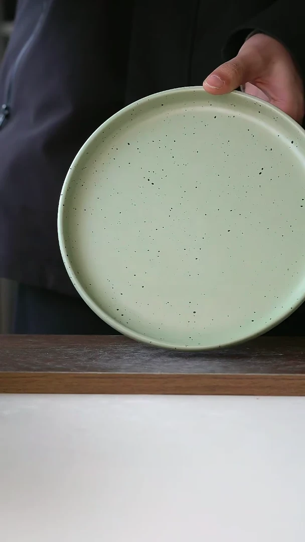 【闪购商品】陶瓷北欧 牛油果绿早餐盘@4-2@