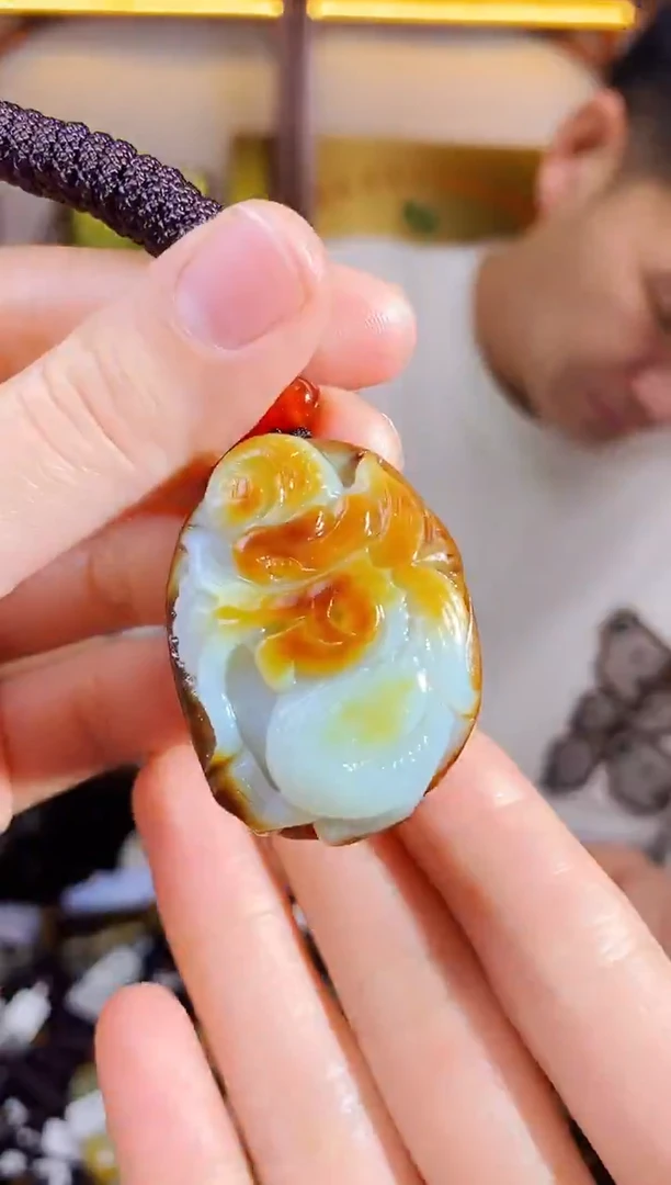 【闪购商品】和田玉颈饰未镶嵌1