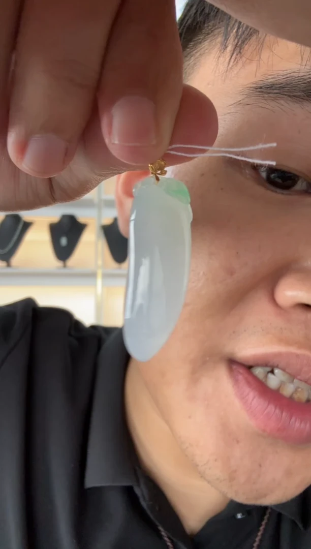 翡翠18K金镶嵌颈饰天然翡翠A货孤品一件
