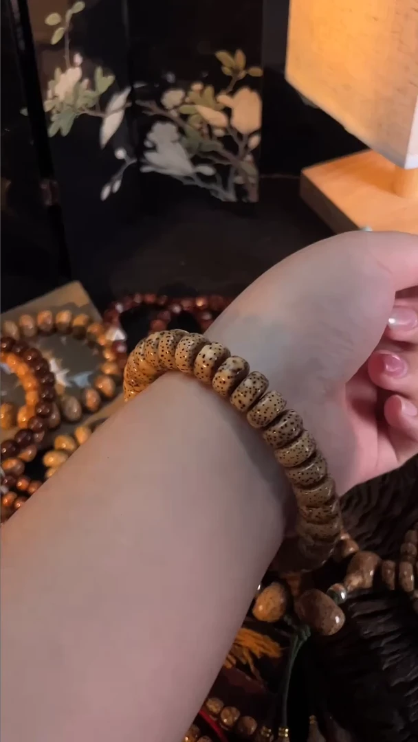 手串星月菩提精工级陈籽药片手串（白）