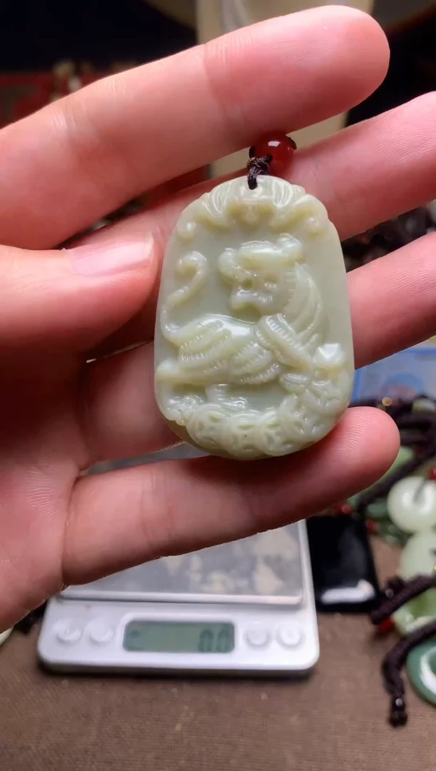 颈饰未镶嵌和田玉新疆料青海料清水和田玉吊坠