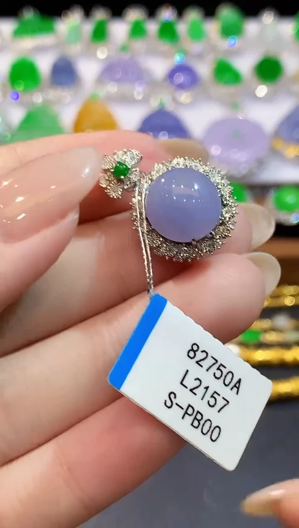 吊坠(不含链)18K金镶嵌翡翠L2157多样性发其一1