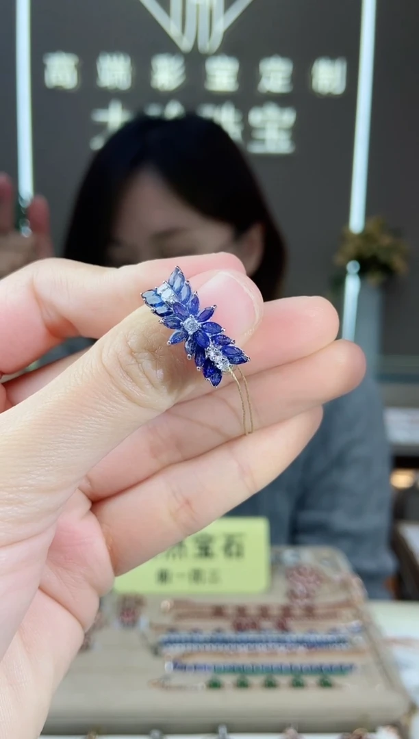【闪购商品】蓝宝石手饰银S925镶嵌手饰
