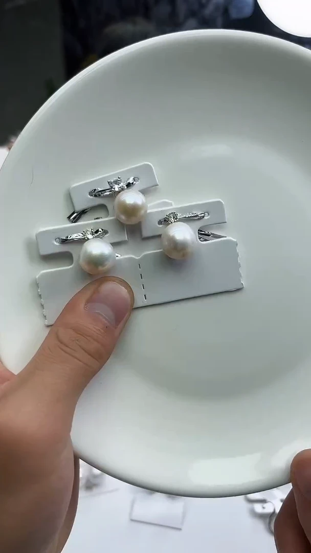 未镶嵌吊坠淡水珍珠白色系戴妃吊坠12-13mm