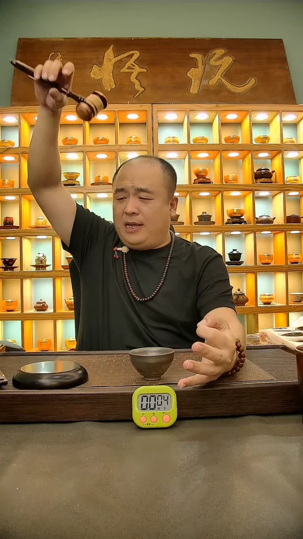 茶盏小**好704.。。。