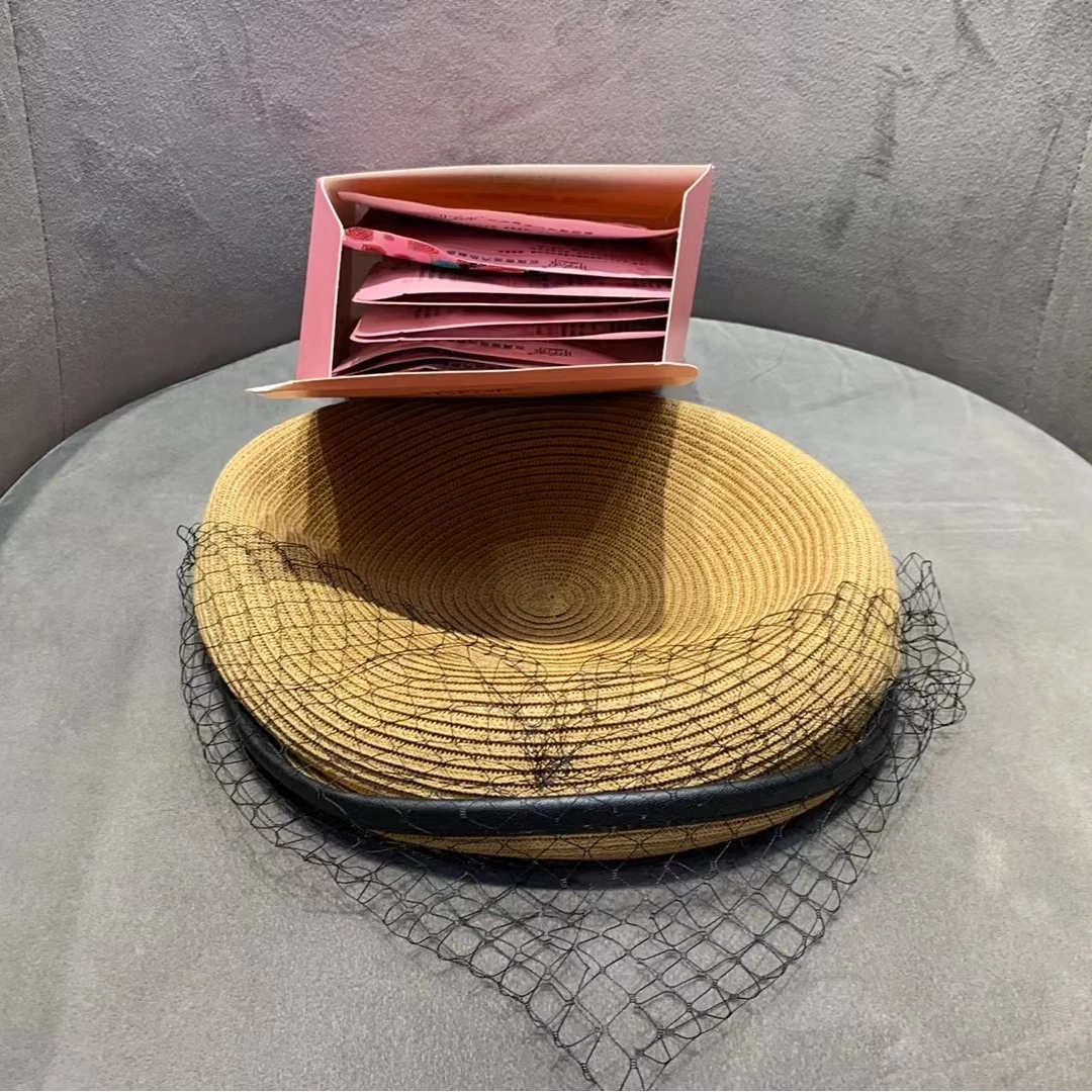 9349 小众设计潮牌买手店女款女装帽