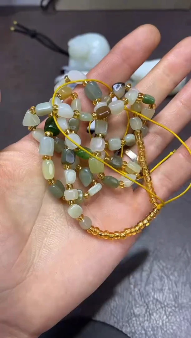 项链未镶嵌和田玉博**歌和田玉