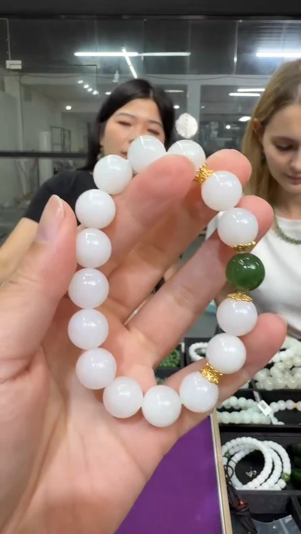 未镶嵌手链和田玉假一罚三