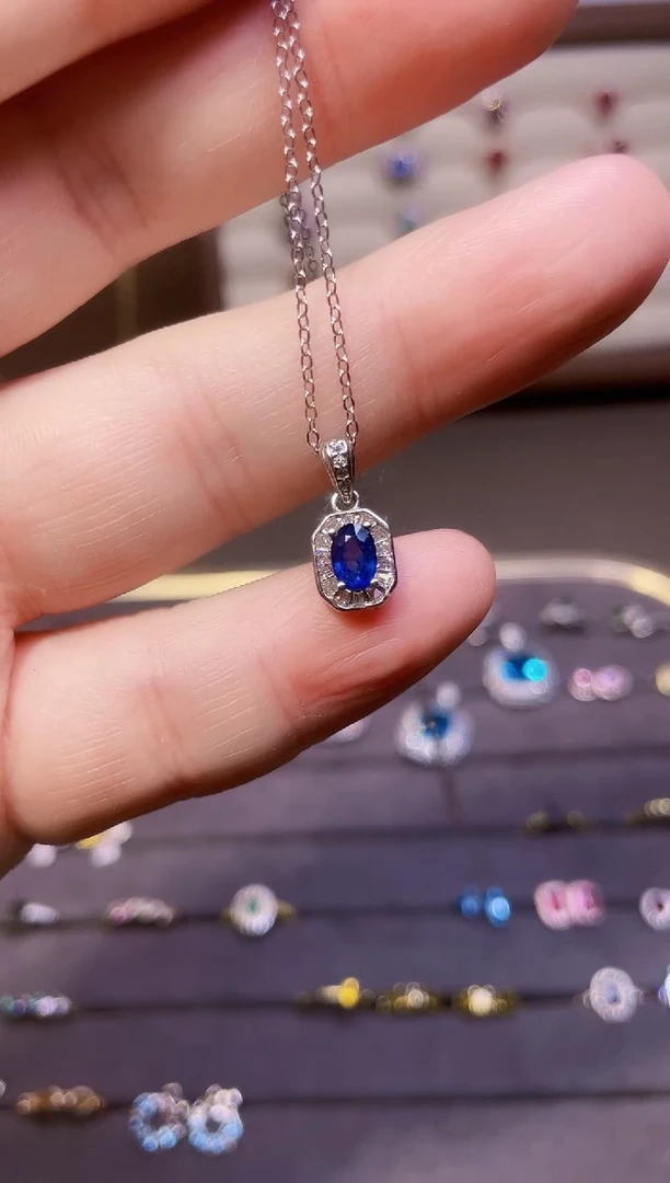 【闪购商品】蓝宝石吊坠(赠链)银S925镶嵌一条