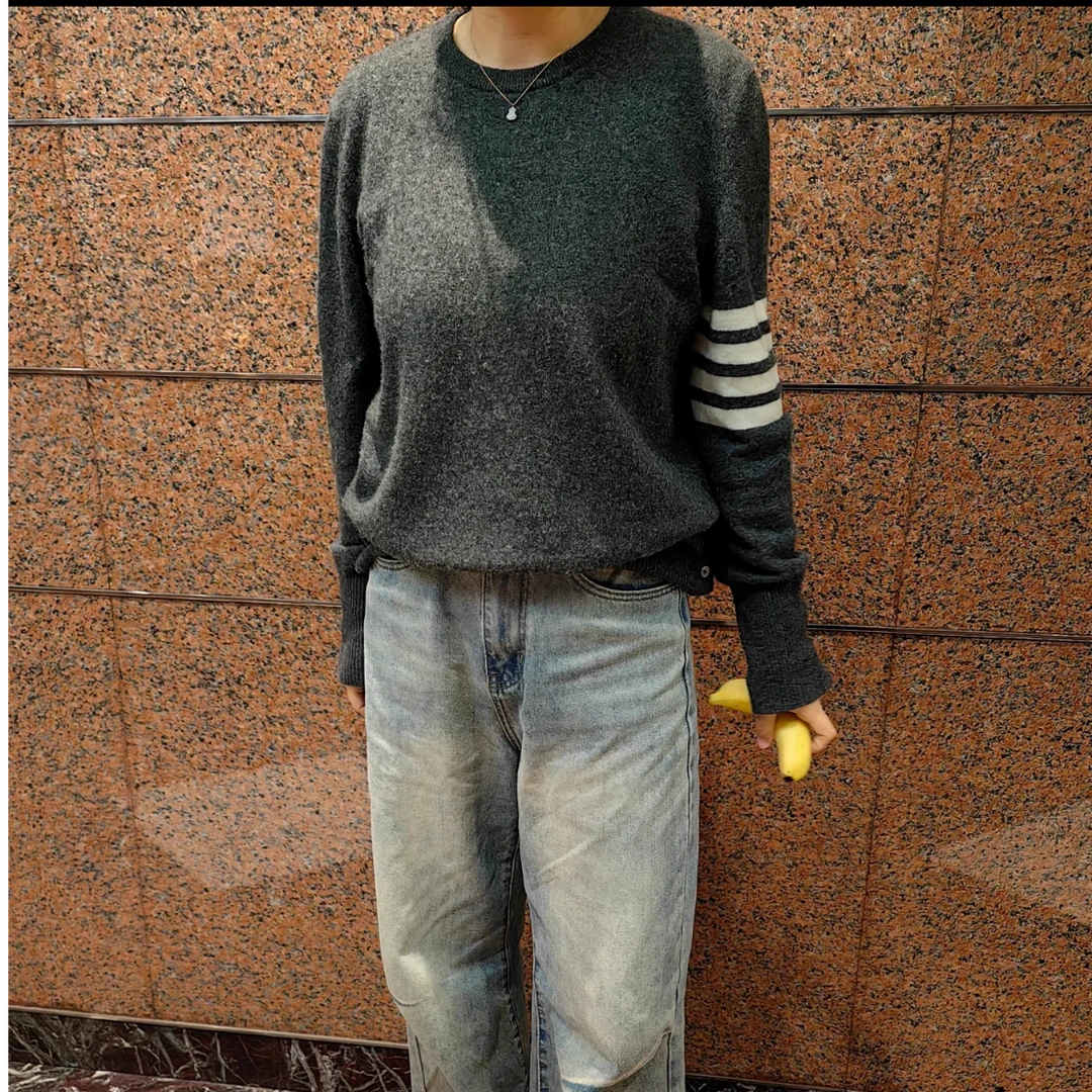未使用 THOMBROWNE  圆领羊毛四条纹针织衫 灰色/2