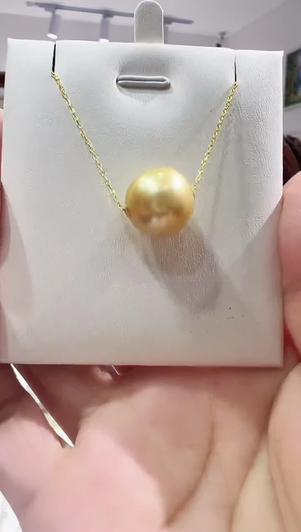 颈饰18K金镶嵌海水珍珠南洋金珠路路通14MM