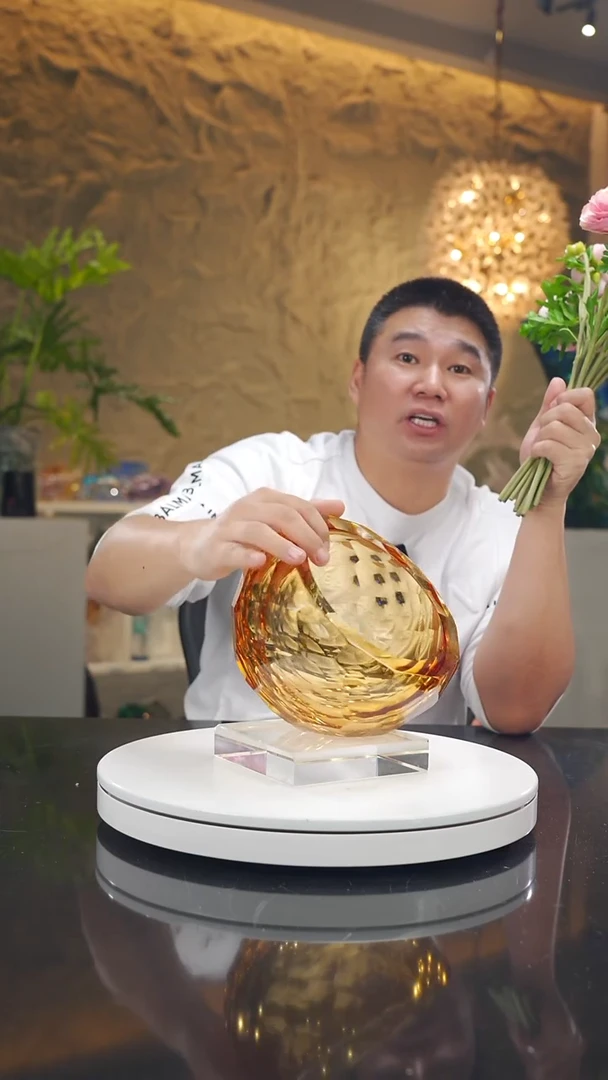 手工艺品琉璃琥珀色切面聚宝盆