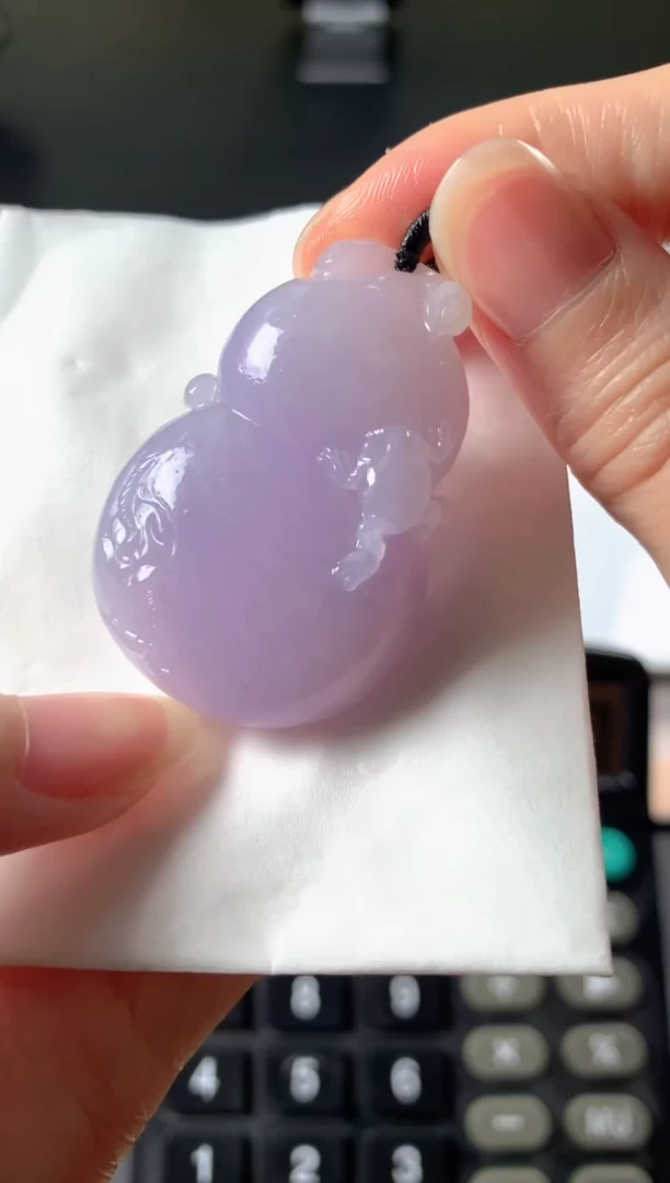 未镶嵌定制翡翠阿*毛货抛光