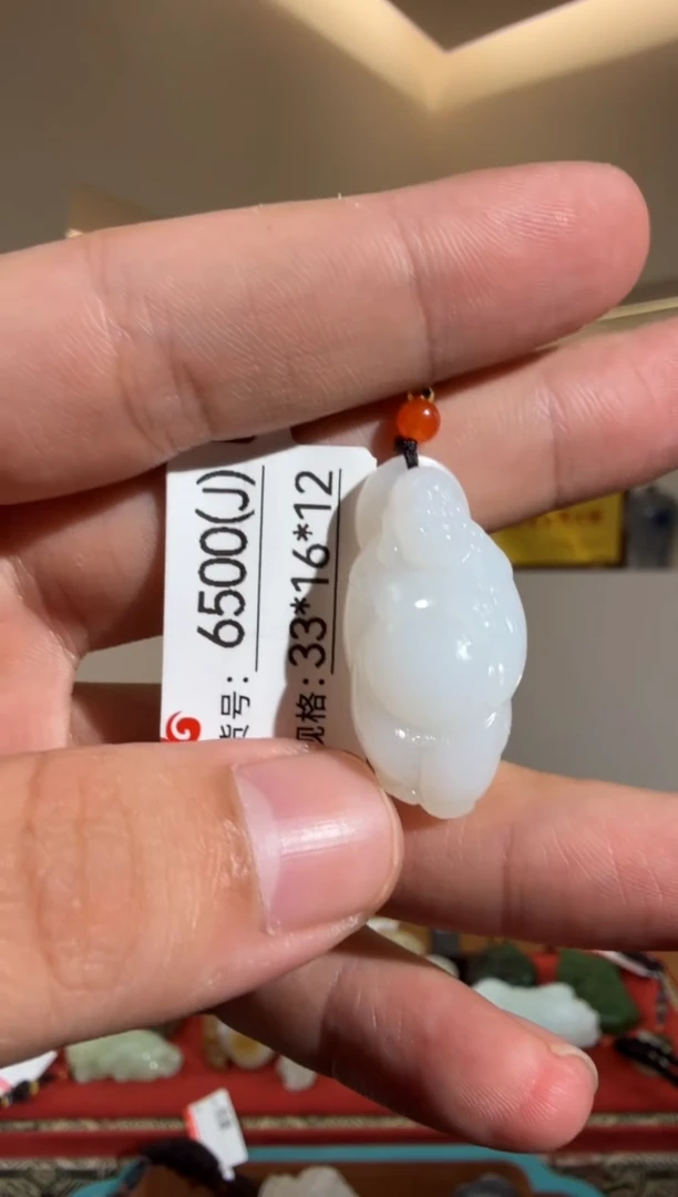 和田玉未镶嵌颈饰J