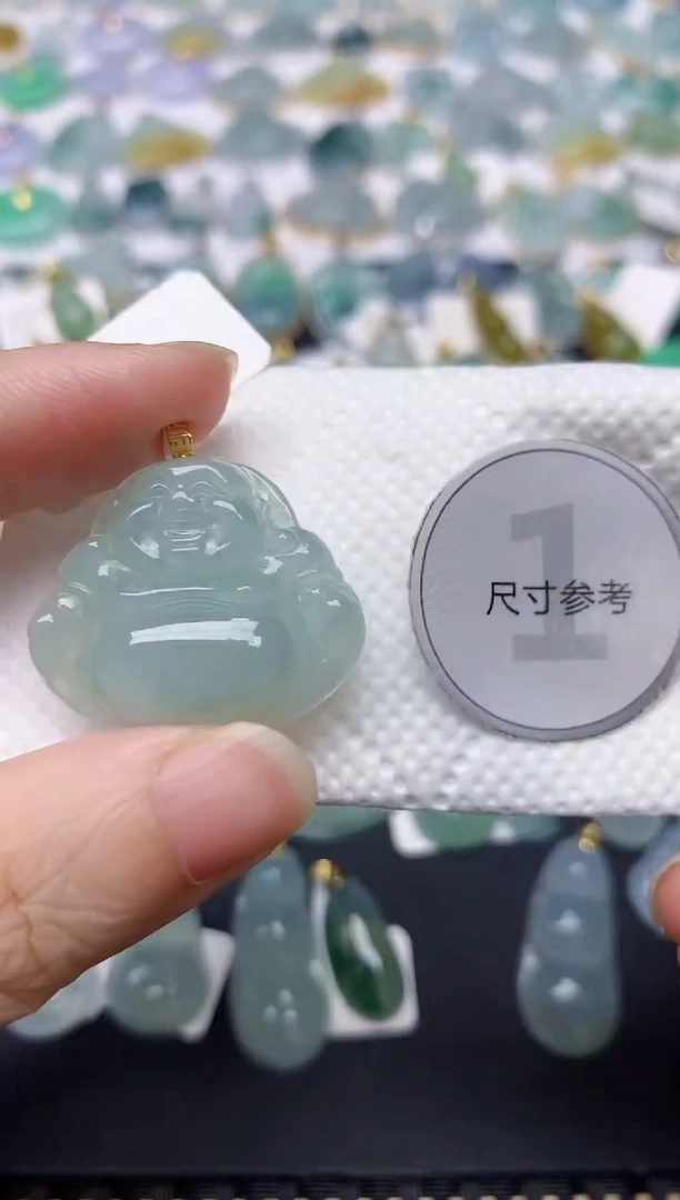 翡翠18K金镶嵌颈饰天然缅甸A货翡翠